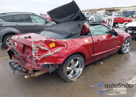 2006 Ford Mustang Gt z USA, uszkodzony, nr VIN 1ZVHT85H665257423